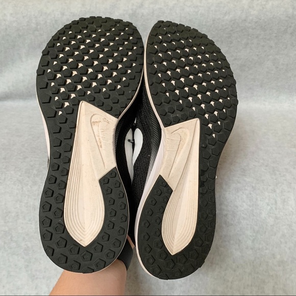 Nike Zoom Elite 10 shoes - Picture 7 of 9